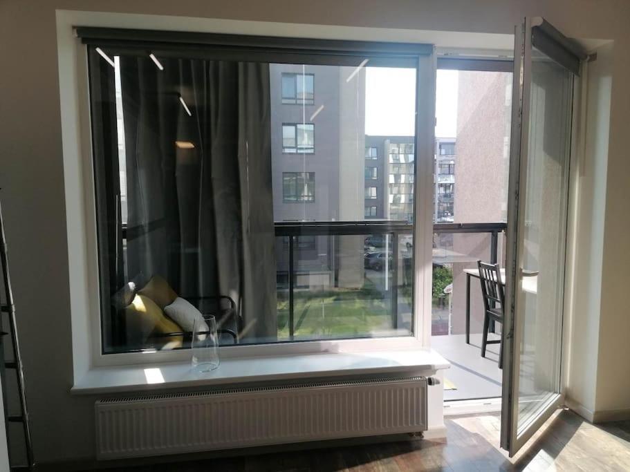 Erdvi Studija Spacious Studio Apartment Self Check In Вильнюс Экстерьер фото