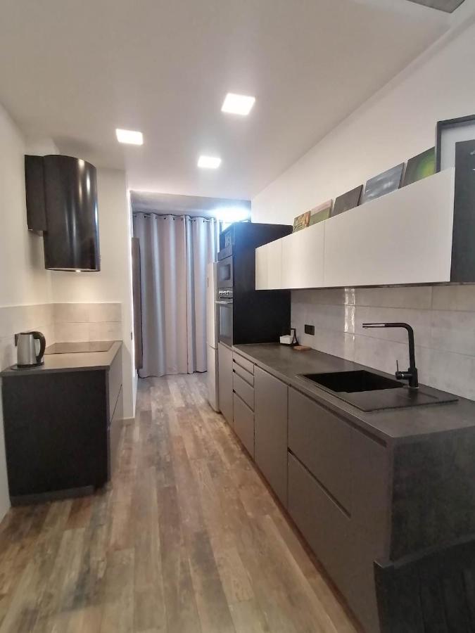 Erdvi Studija Spacious Studio Apartment Self Check In Вильнюс Экстерьер фото