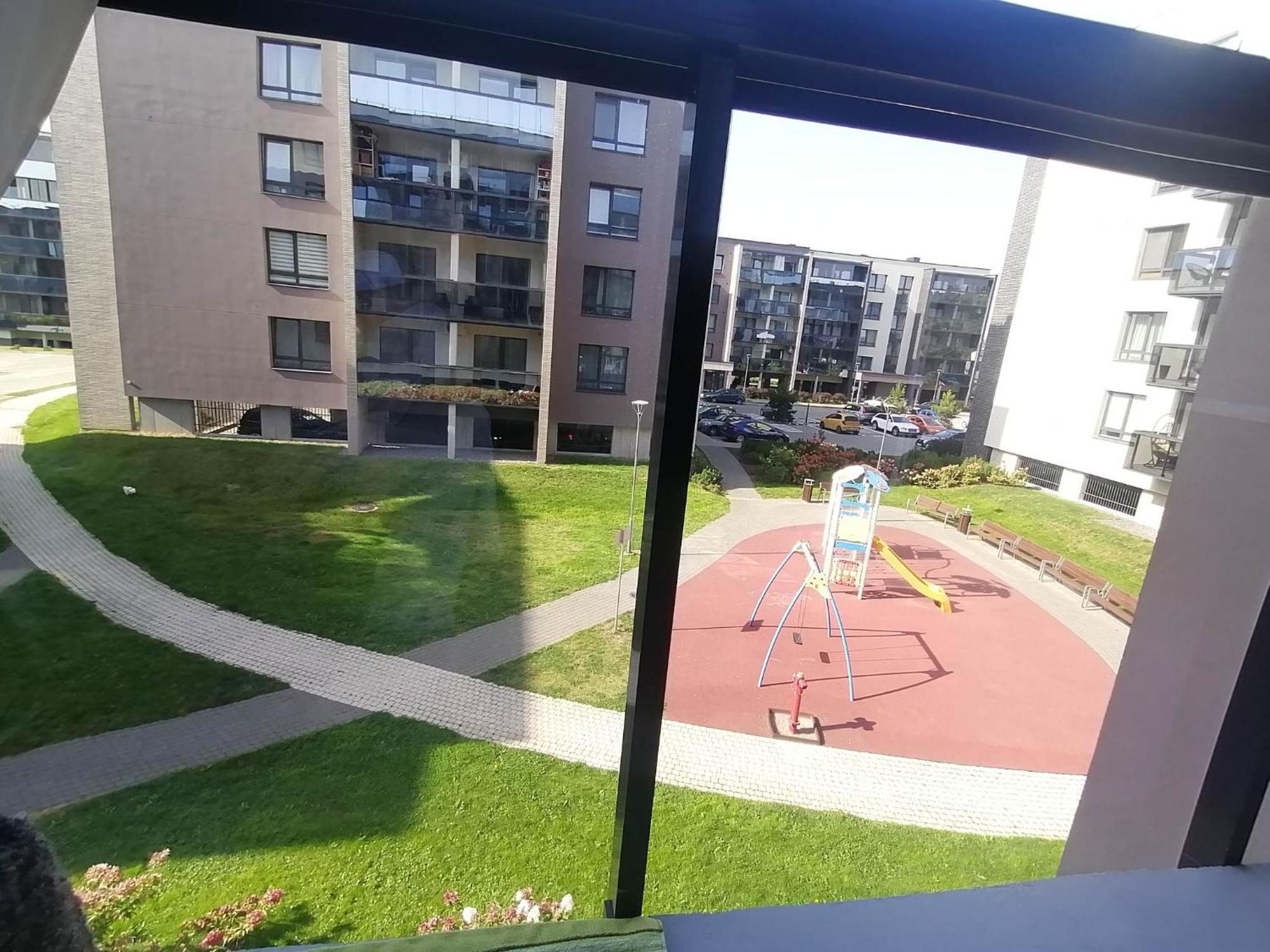 Erdvi Studija Spacious Studio Apartment Self Check In Вильнюс Экстерьер фото